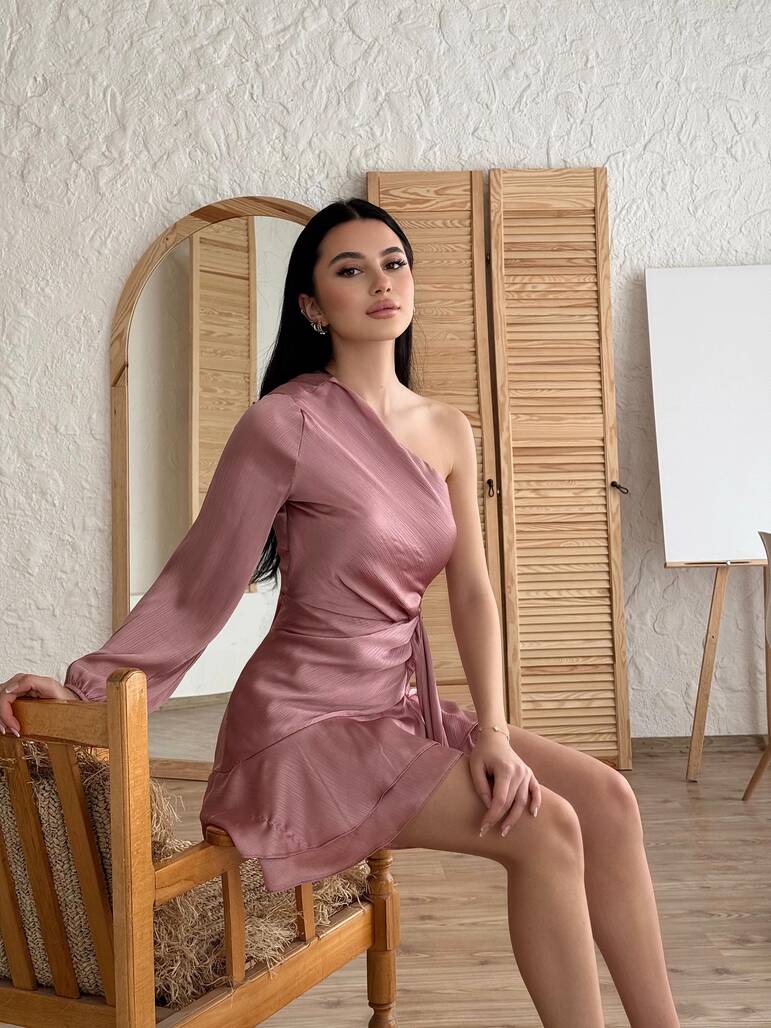 TEK KOL PUDRA BÜZGÜLÜ ELBİSE-11960